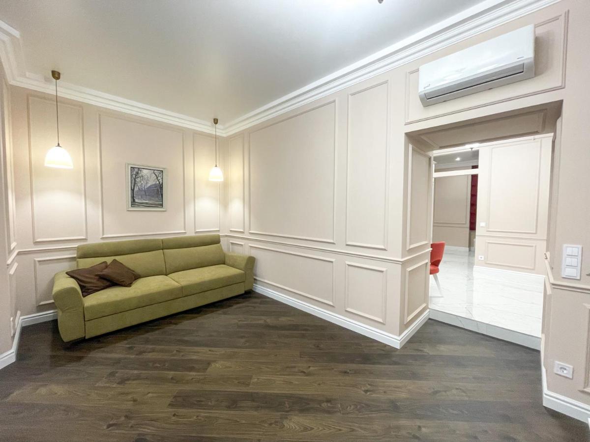 Apartment 39 Svobody Avenue Lviv Kültér fotó