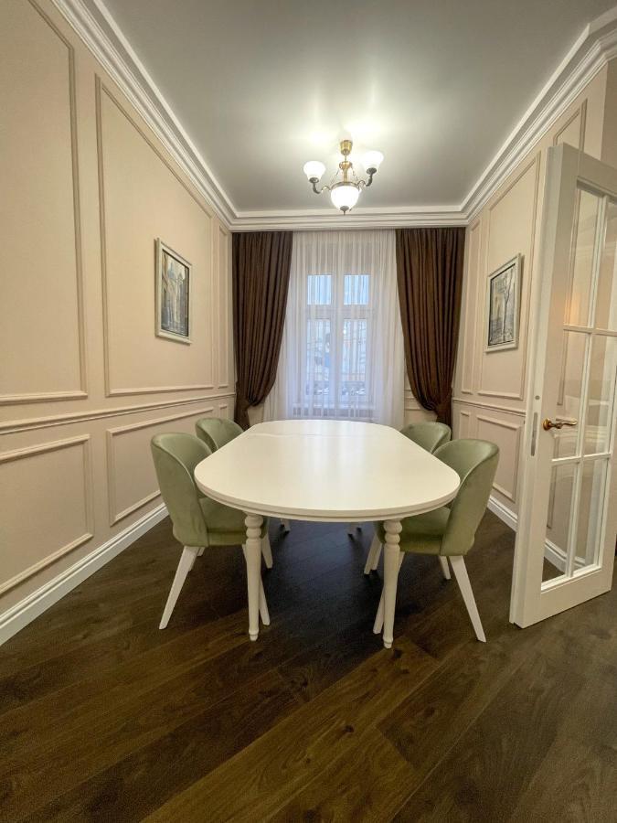 Apartment 39 Svobody Avenue Lviv Kültér fotó
