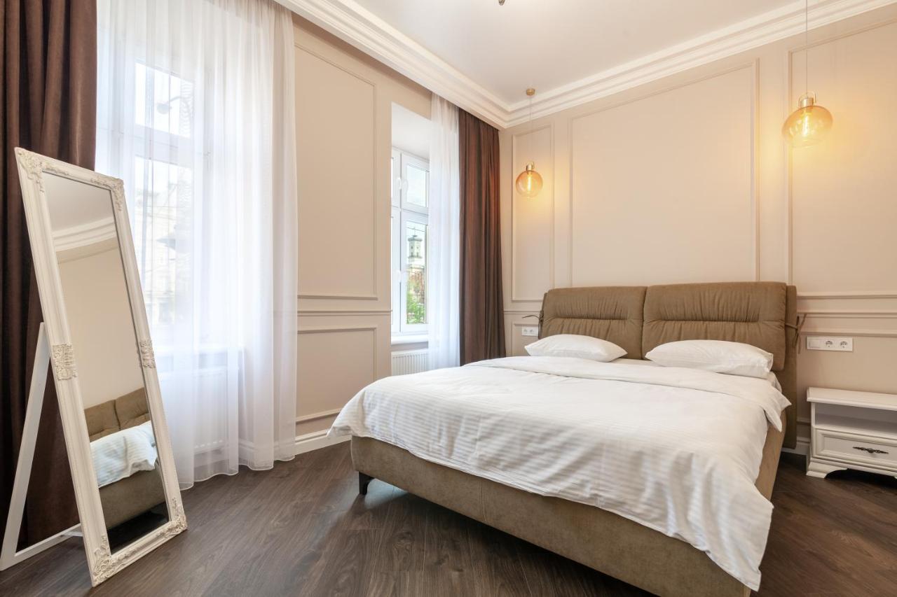 Apartment 39 Svobody Avenue Lviv Kültér fotó