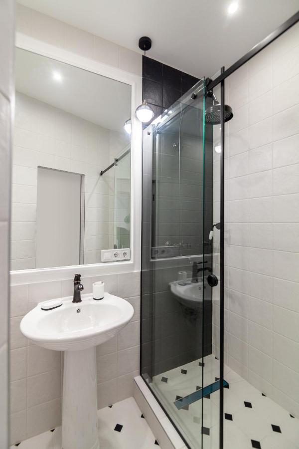 Apartment 39 Svobody Avenue Lviv Kültér fotó