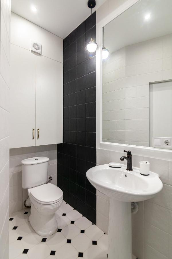 Apartment 39 Svobody Avenue Lviv Kültér fotó
