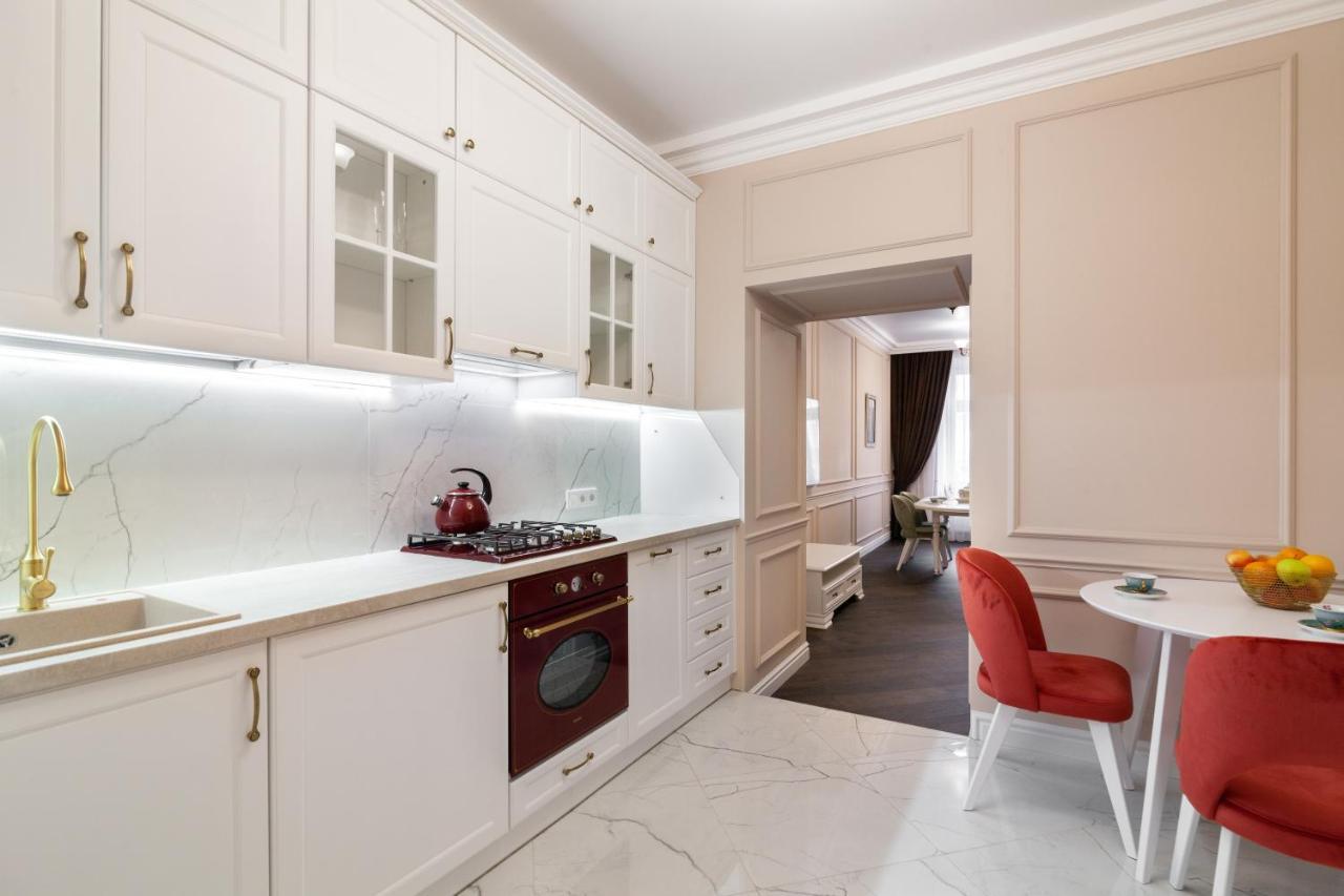 Apartment 39 Svobody Avenue Lviv Kültér fotó