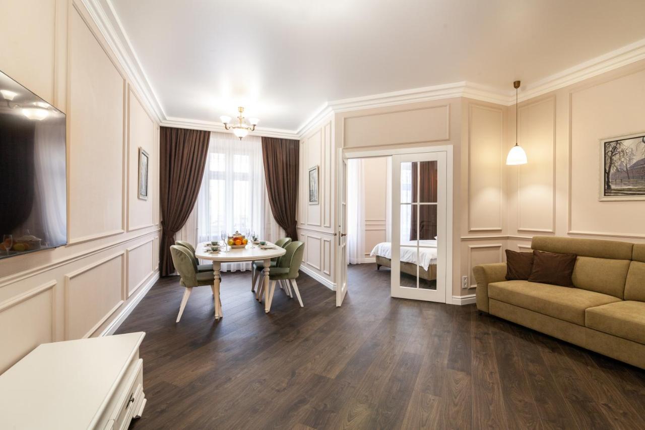 Apartment 39 Svobody Avenue Lviv Kültér fotó